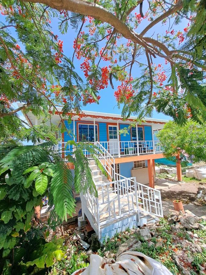 Mary & Matt Lodge Franshua Exterior foto